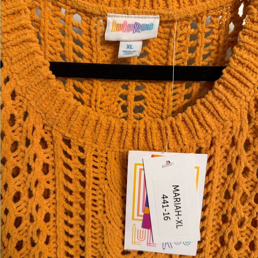 LuLaRoe NWT Mariah sweater - Picture 3 of 3